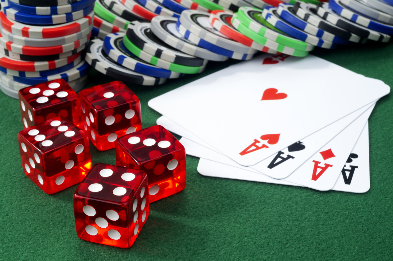 Casinos con Gamomat que ofrezcan bonos gratis en Francia-472
